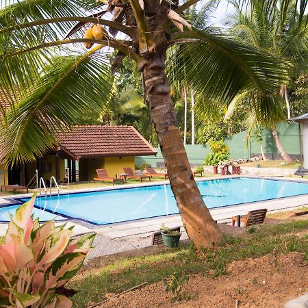 Resort Like No Other Uggalboda 外观 照片