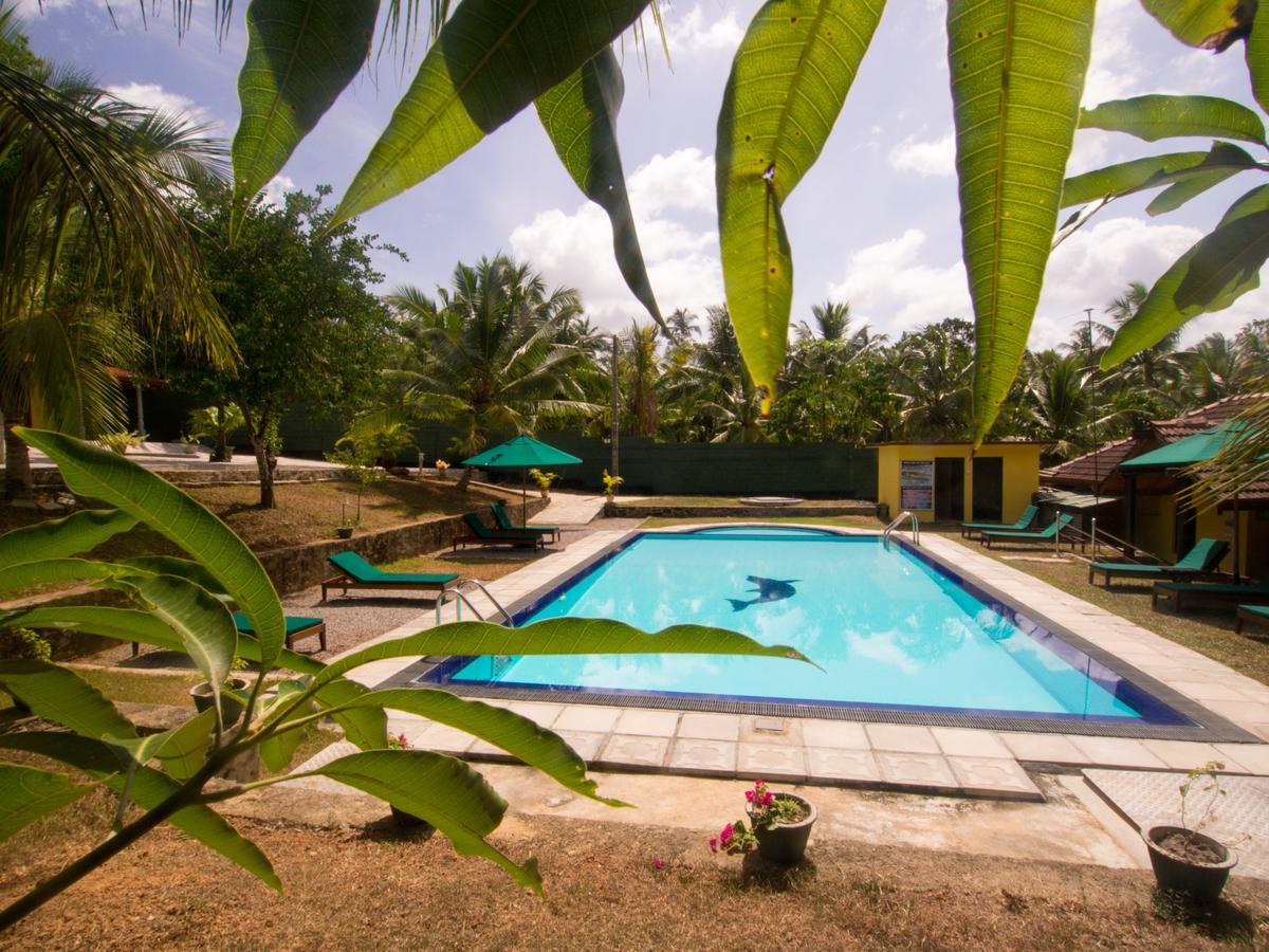 Resort Like No Other Uggalboda 外观 照片