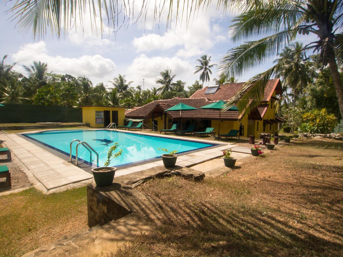 Resort Like No Other Uggalboda 外观 照片