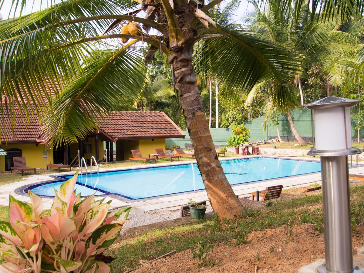 Resort Like No Other Uggalboda 外观 照片